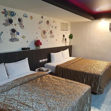 Joy Garden Hotel เกาสง ภายนอก รูปภาพ