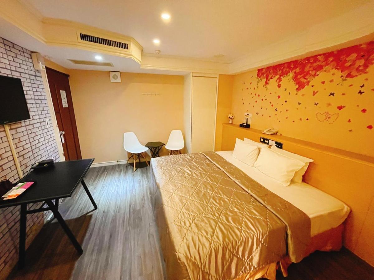 Joy Garden Hotel เกาสง ภายนอก รูปภาพ
